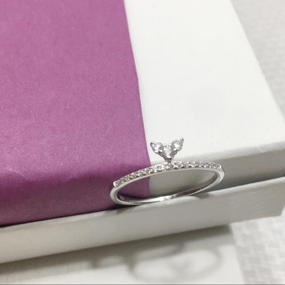 ❤️NEW! Sterling Silver Cz Whale Tail Ring❤️